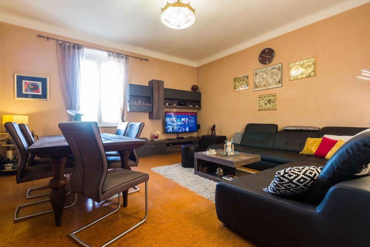 Bristol Lux 3Br Apartment With View ซาดาร์ ภายนอก รูปภาพ