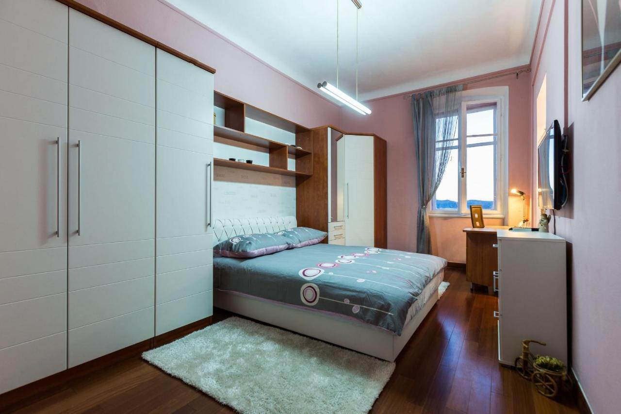 Bristol Lux 3Br Apartment With View ซาดาร์ ภายนอก รูปภาพ