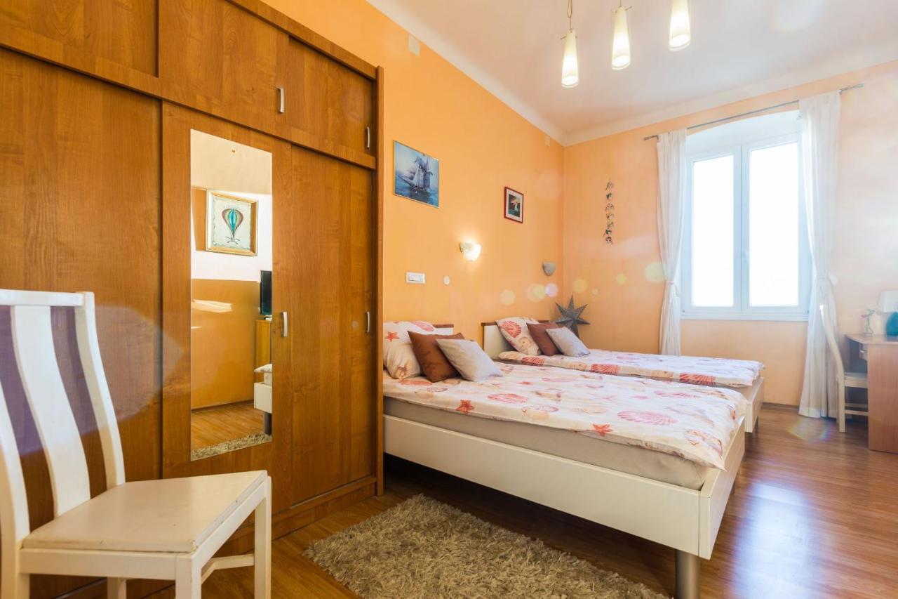 Bristol Lux 3Br Apartment With View ซาดาร์ ภายนอก รูปภาพ